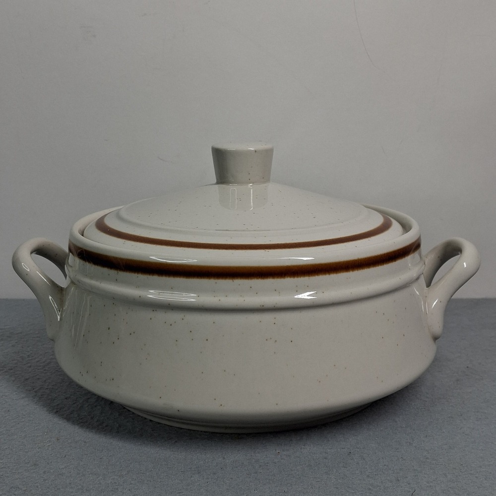 Old Brook Collection Stoneware Casserole Dish With Lid Japan Brown Trim Speckled